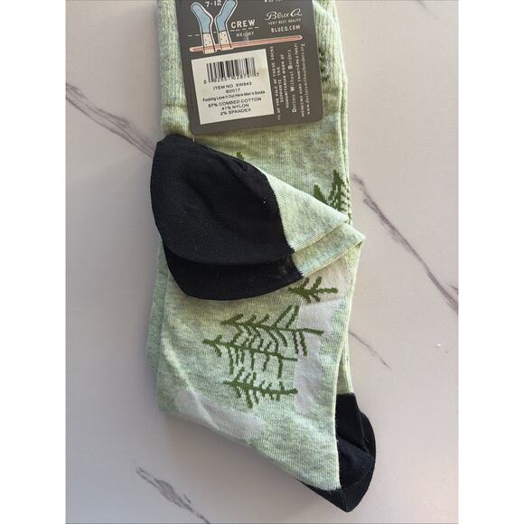 Blue Q I F*CKING LOVE IT OUT HERE Woods Camping Outdoors Mens Crew Socks NEW NWT - Picture 7 of 7
